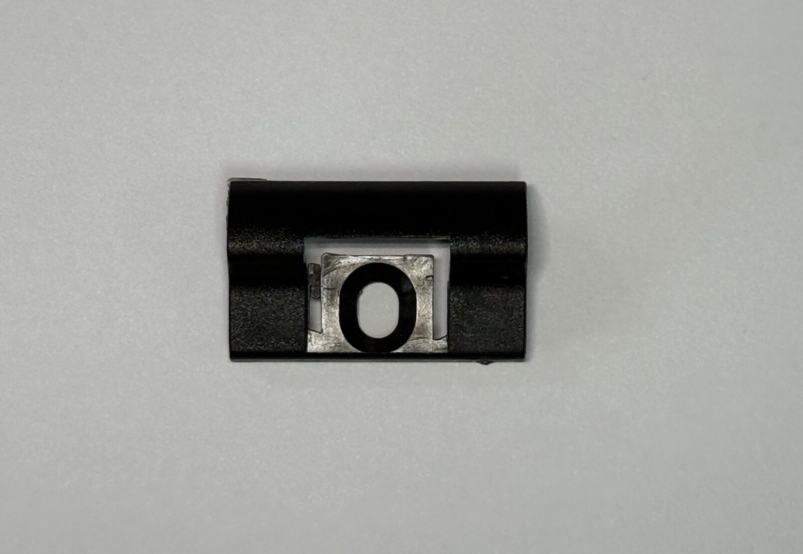 6-1560 Bradnams Flyscreen Retaining Clip